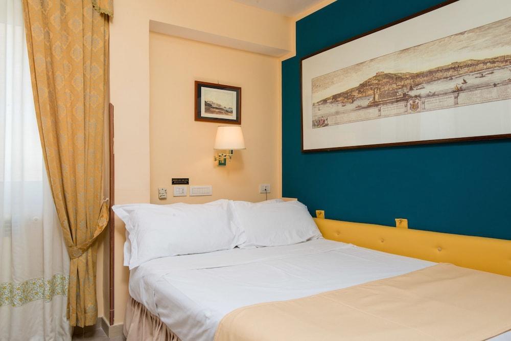 נאפולי Hotel San Paolo מראה חיצוני תמונה