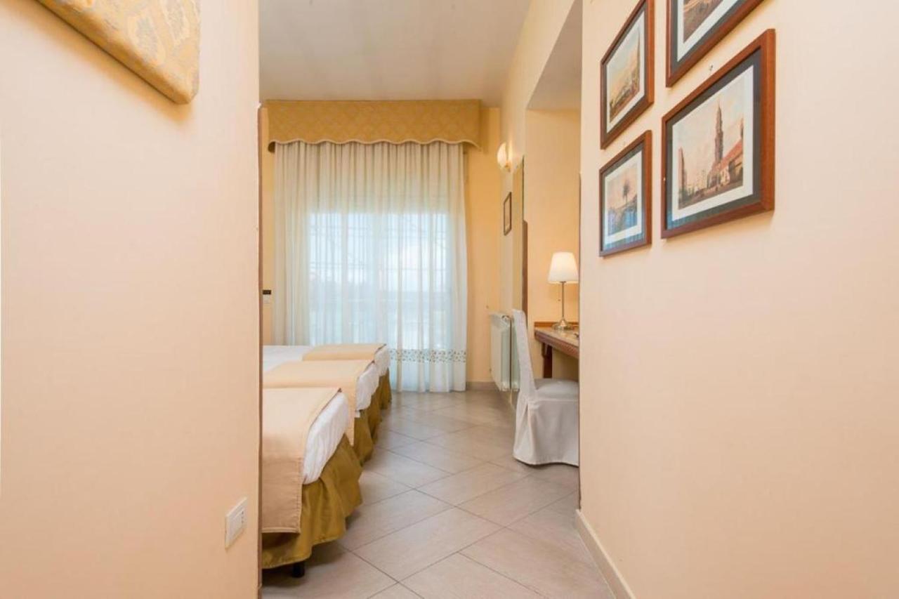 נאפולי Hotel San Paolo מראה חיצוני תמונה